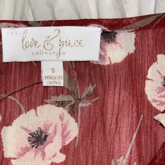 Love & Piece Sheer Floral Blouse Size Small - Picture 5 of 8